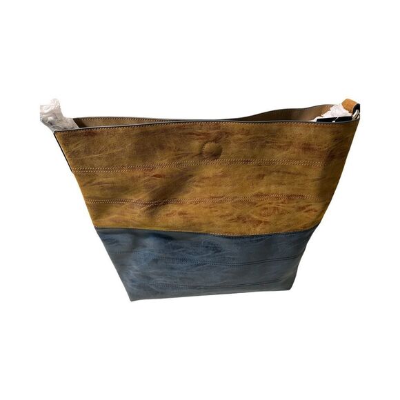 Sydney Love Large Tote​​​ - Picture 2 of 3